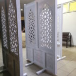 Penghantaran kedua pembahagi ruangan solat muslimat, sebanyak tiga unit, menjadikan semuanya enam unit.