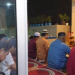Jemaah solat terawih muslimin.